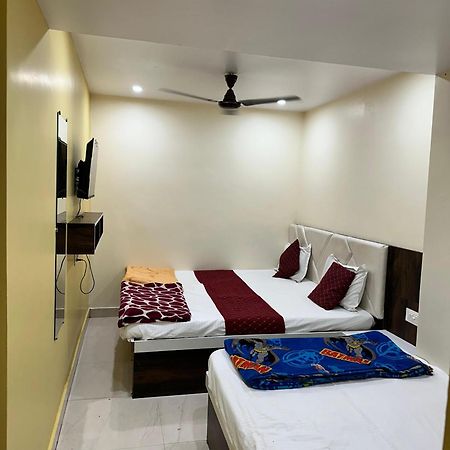 Cable Car Hotel Varanasi Eksteriør billede