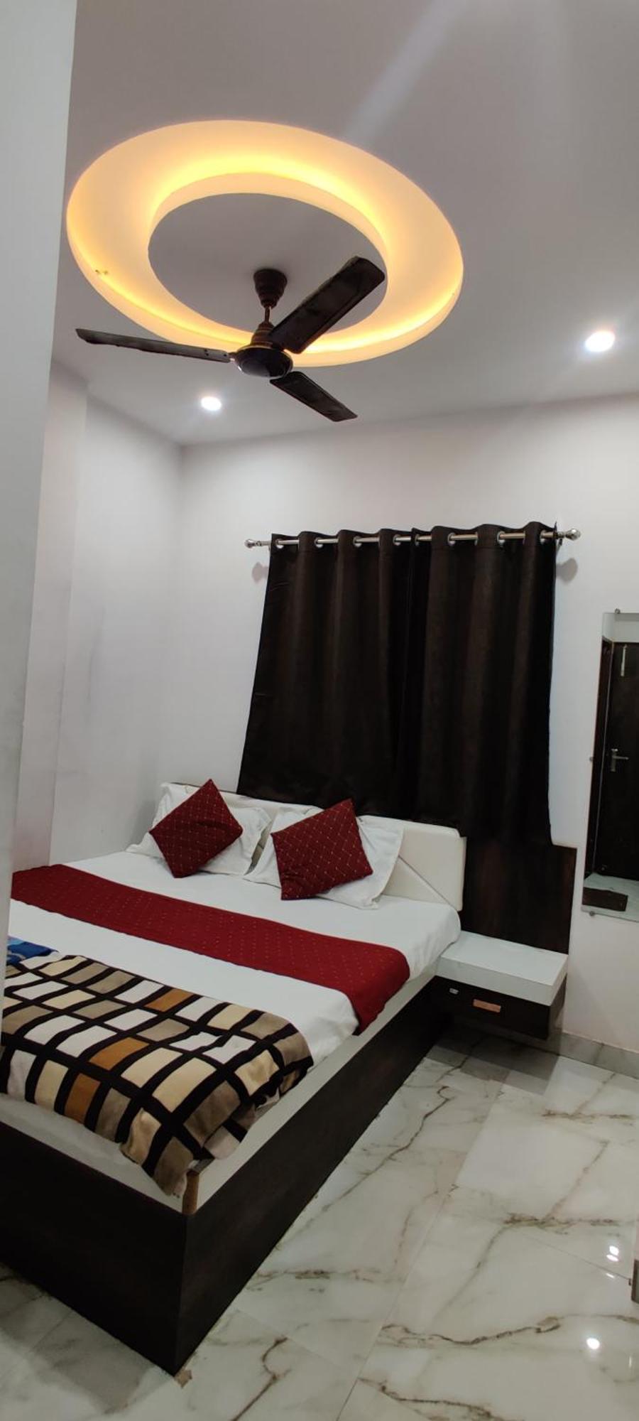 Cable Car Hotel Varanasi Eksteriør billede